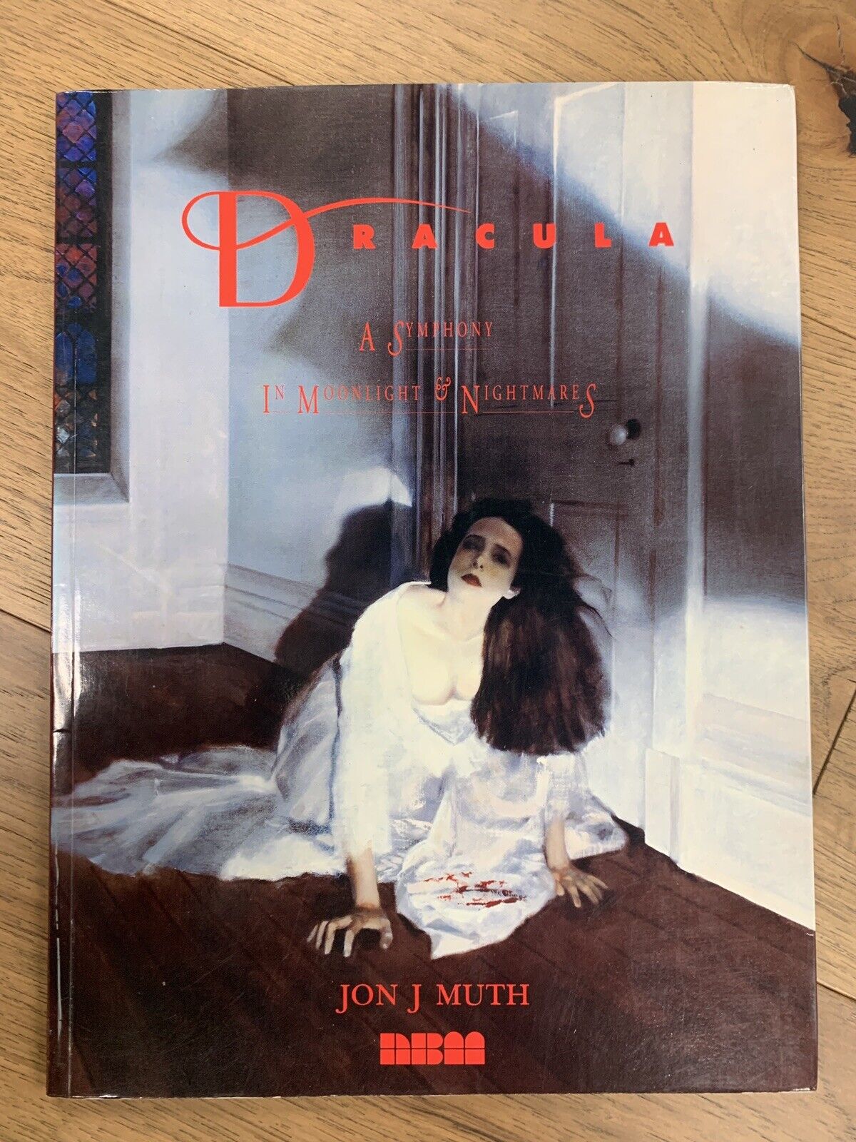 DRACULA: A SYMPHONY IN MOONLIGHT & NIGHTMARES Jon J. Muth 1993 SC Graphic Novel