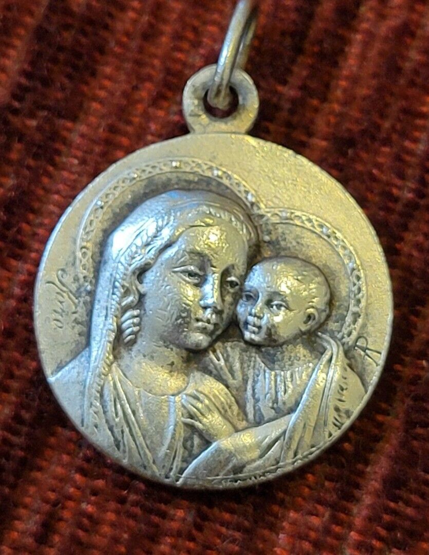 Madonna & Baby Jesus Vintage & New Medal Catholic France Karo Penin F. Lasserre 