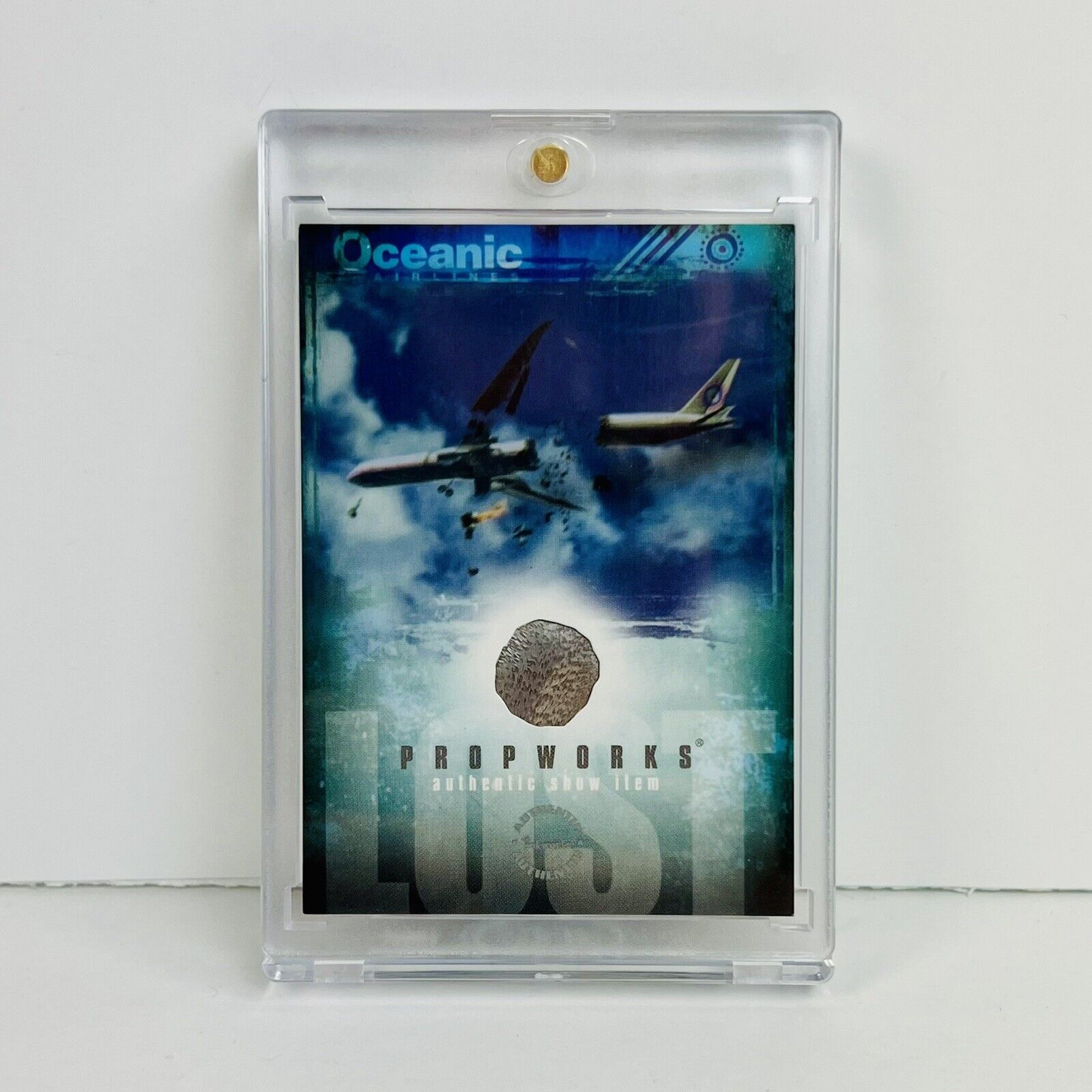 2007 Inkworks Lost Season 3 Piece Of The Crashed Plane & Punched Redemption Card
