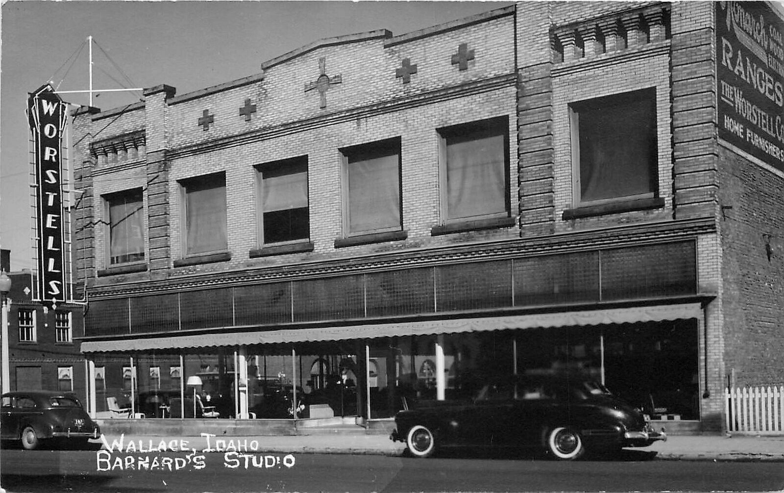 Postcard RPPC Idaho Wallace Barnards Studios Worstell\'s Store autos 22-13525