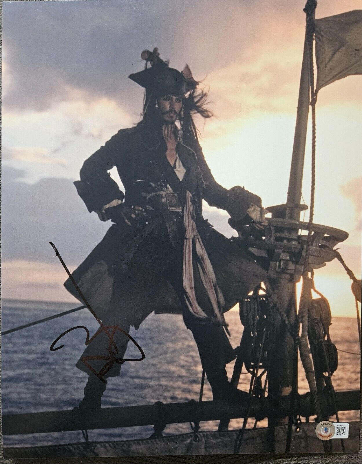 Johnny Depp 11x14 AUTOGRAPH Signed Pirates of the Caribbean Sparrow BAS Beckett