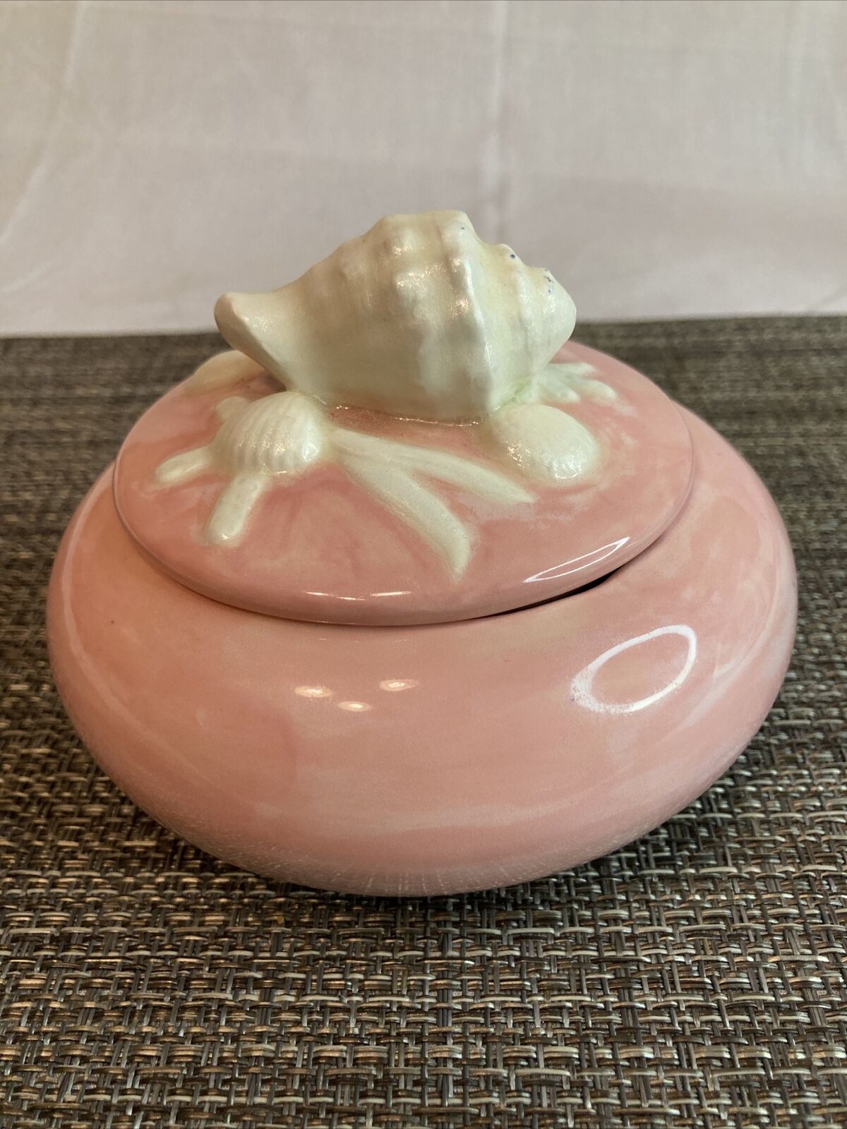 Beautiful Pink White Seashell Round Trinket Box w/Lid Hand Painted Artist Signed