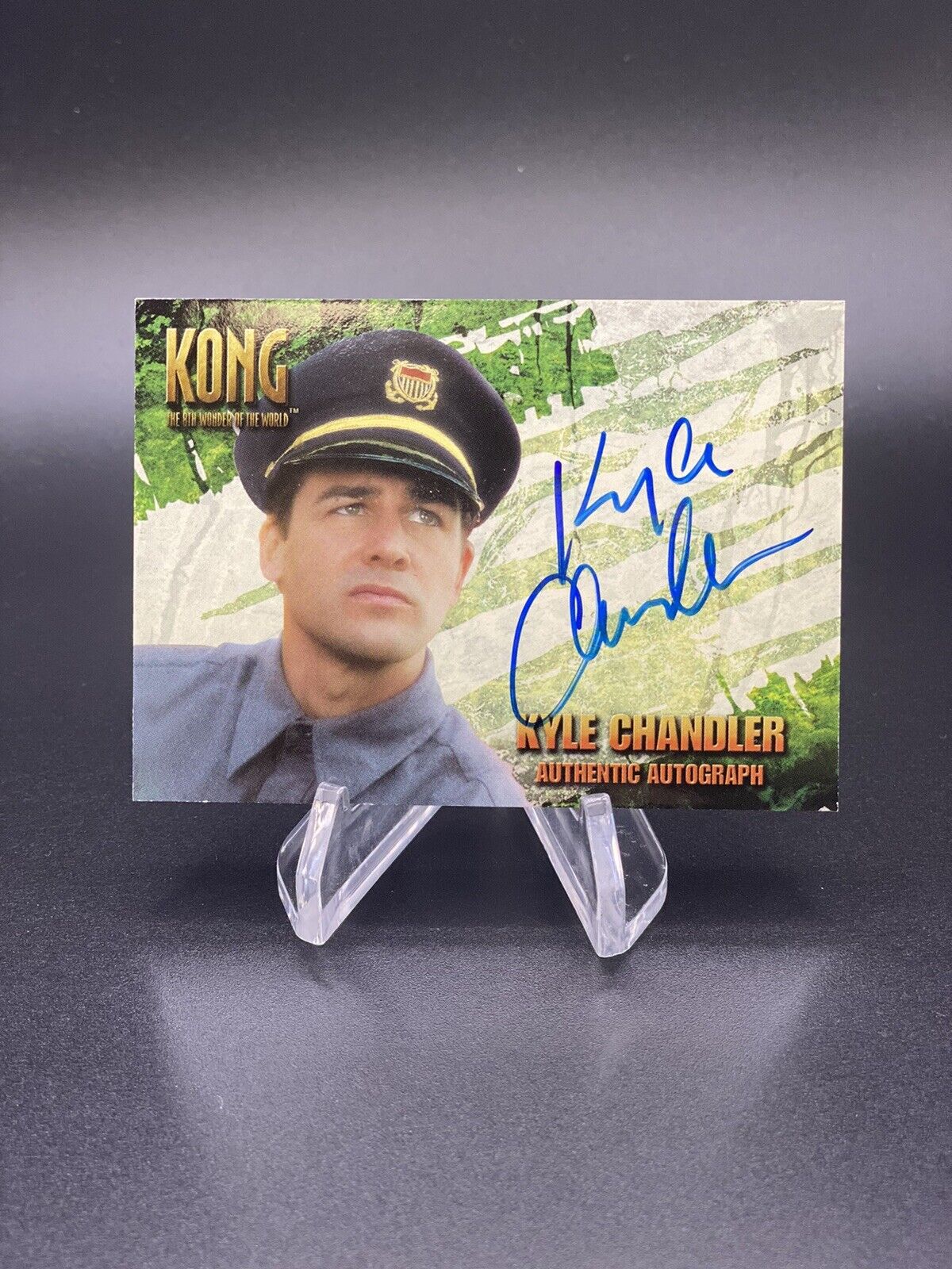 Kyle Chandler as Bruce Baxter Topps KONG 8th Wonder of The World Autograph Card