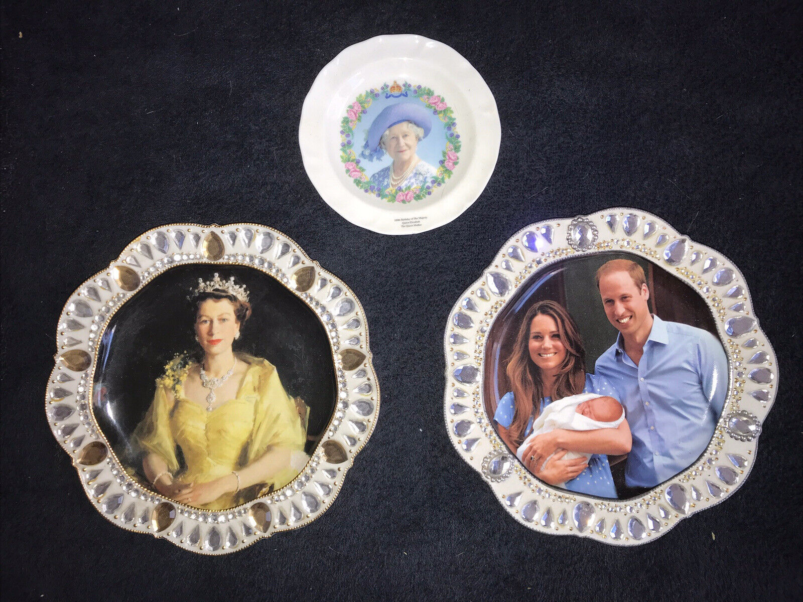 Lot Of 3 Royal Family Plates W/Queen Elizabeth II heirloom porcelain  jewel