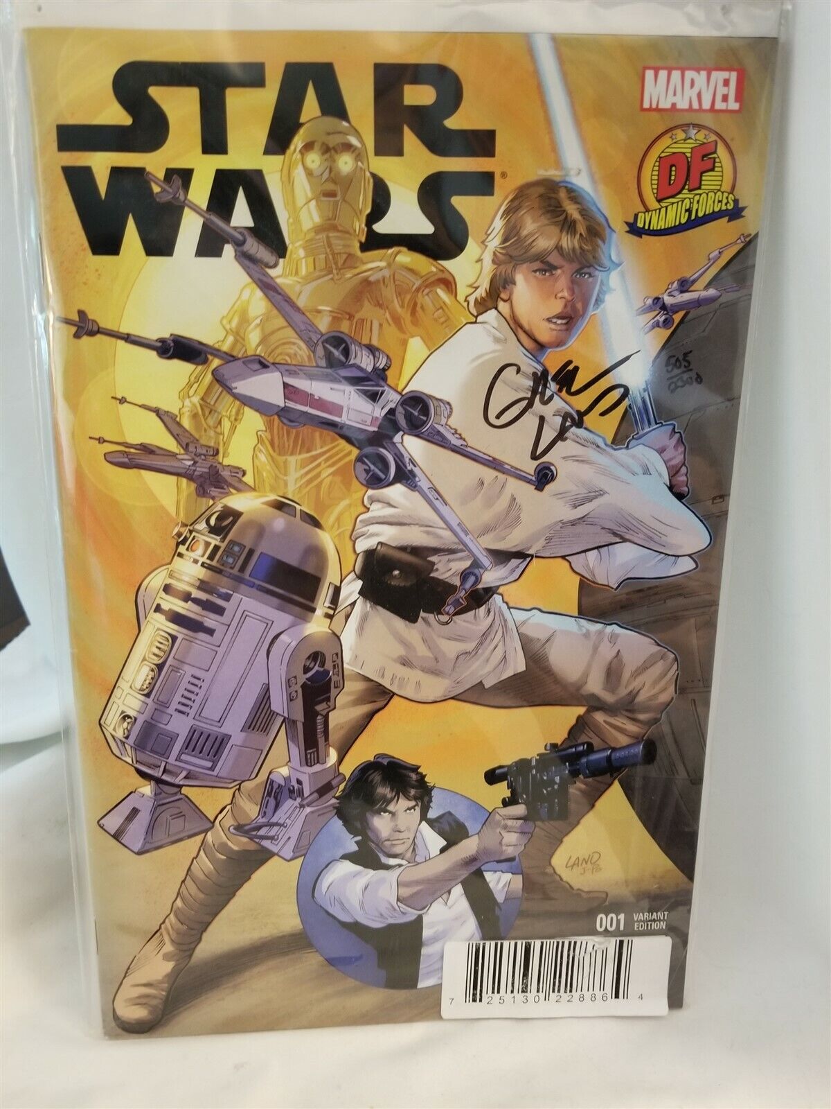 Star Wars 001 Variant Signed by Greg Land w COA