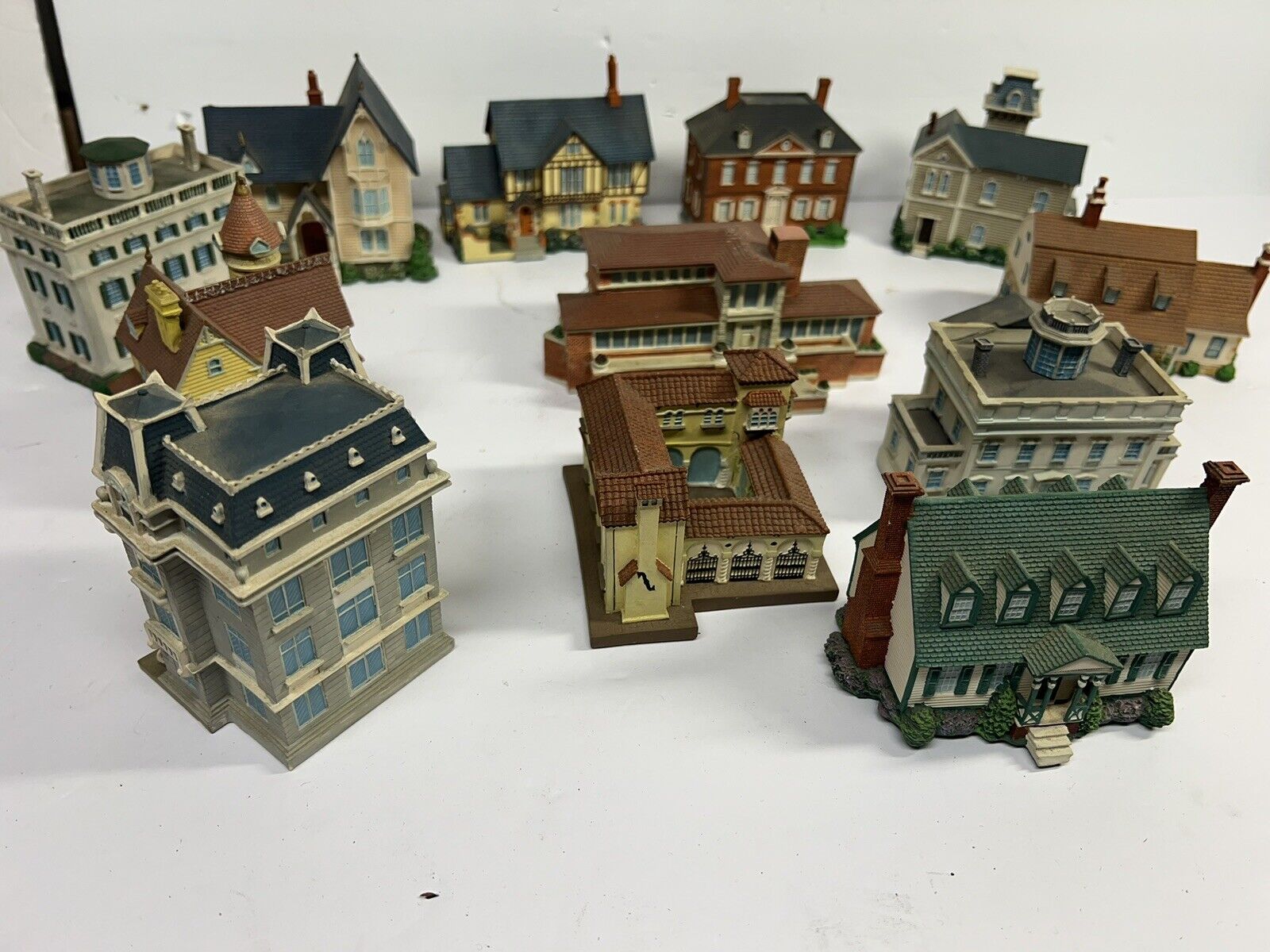 1988 The Franklin Mint Figurine Display Model American Homes Houses - of 12