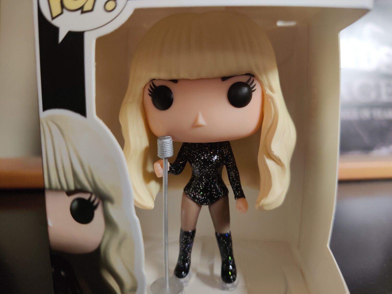 2 Adorable Taylor Swift Pop Figurines Custom Mini Figure Toys Like Funko