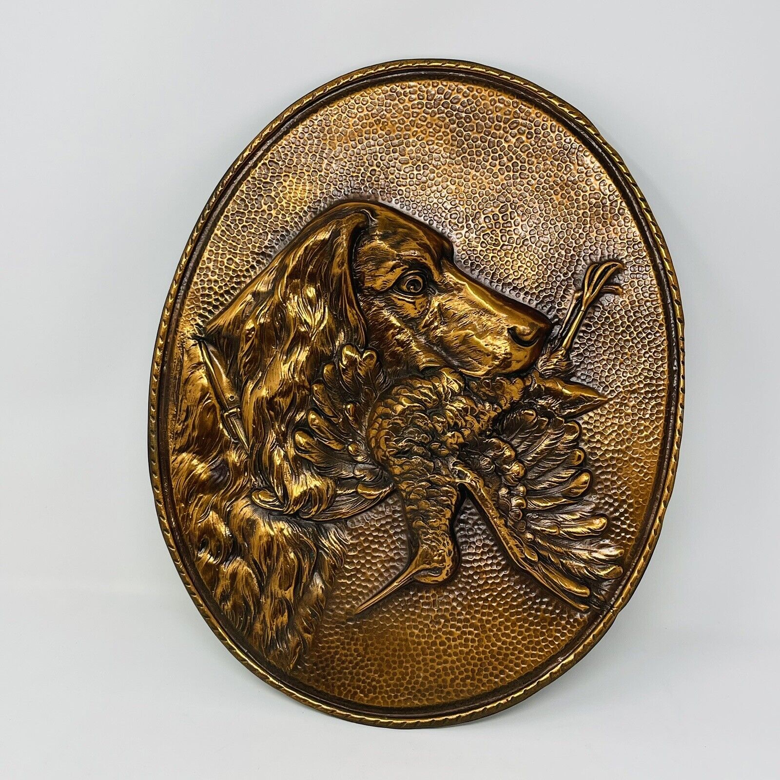 Vtg Copper Hunting Dog & Bird In Mouth Oval Wall Plaque Embossed Repousse French