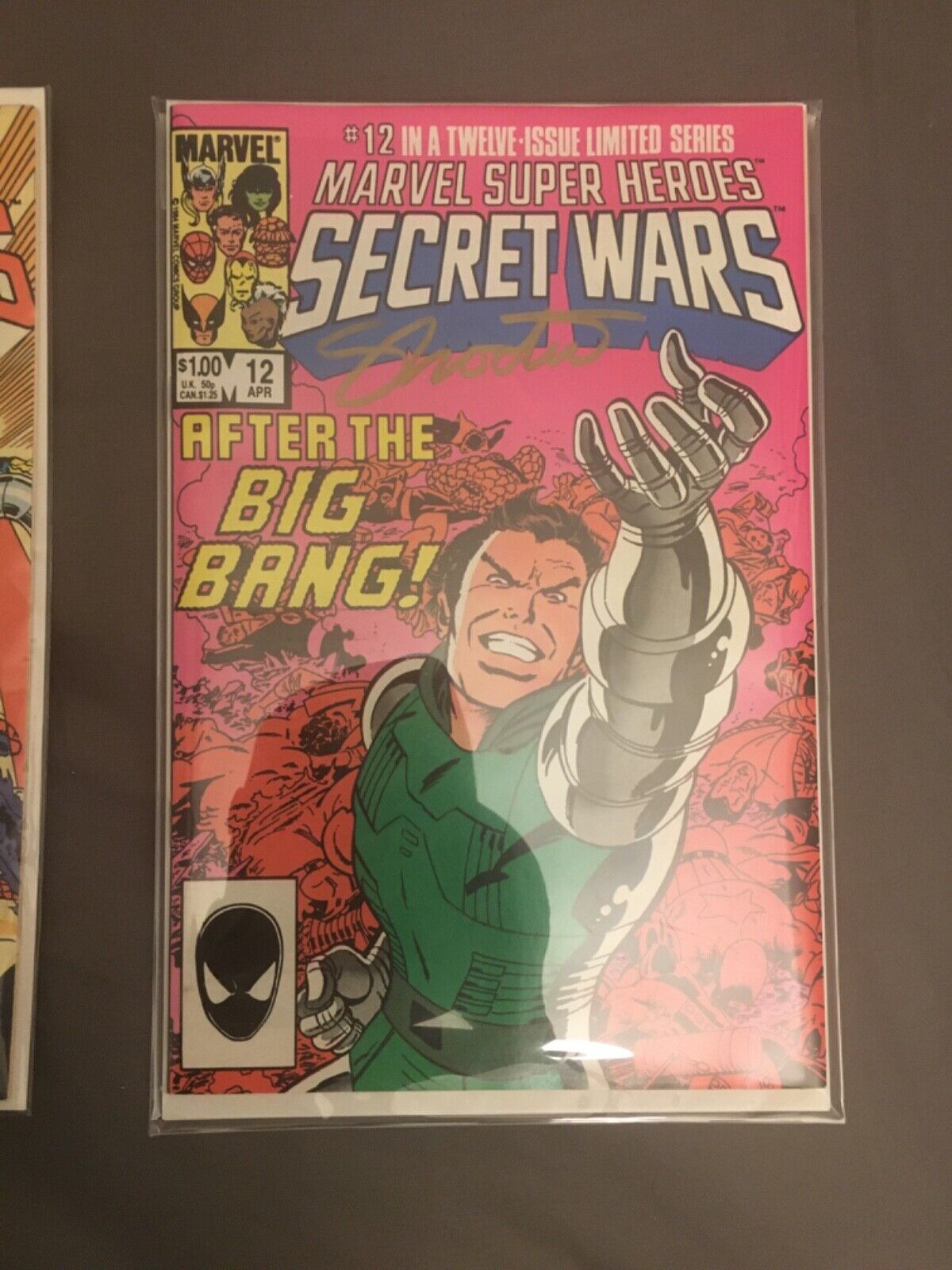 Secret war signed lot high grade great condition some 9.8