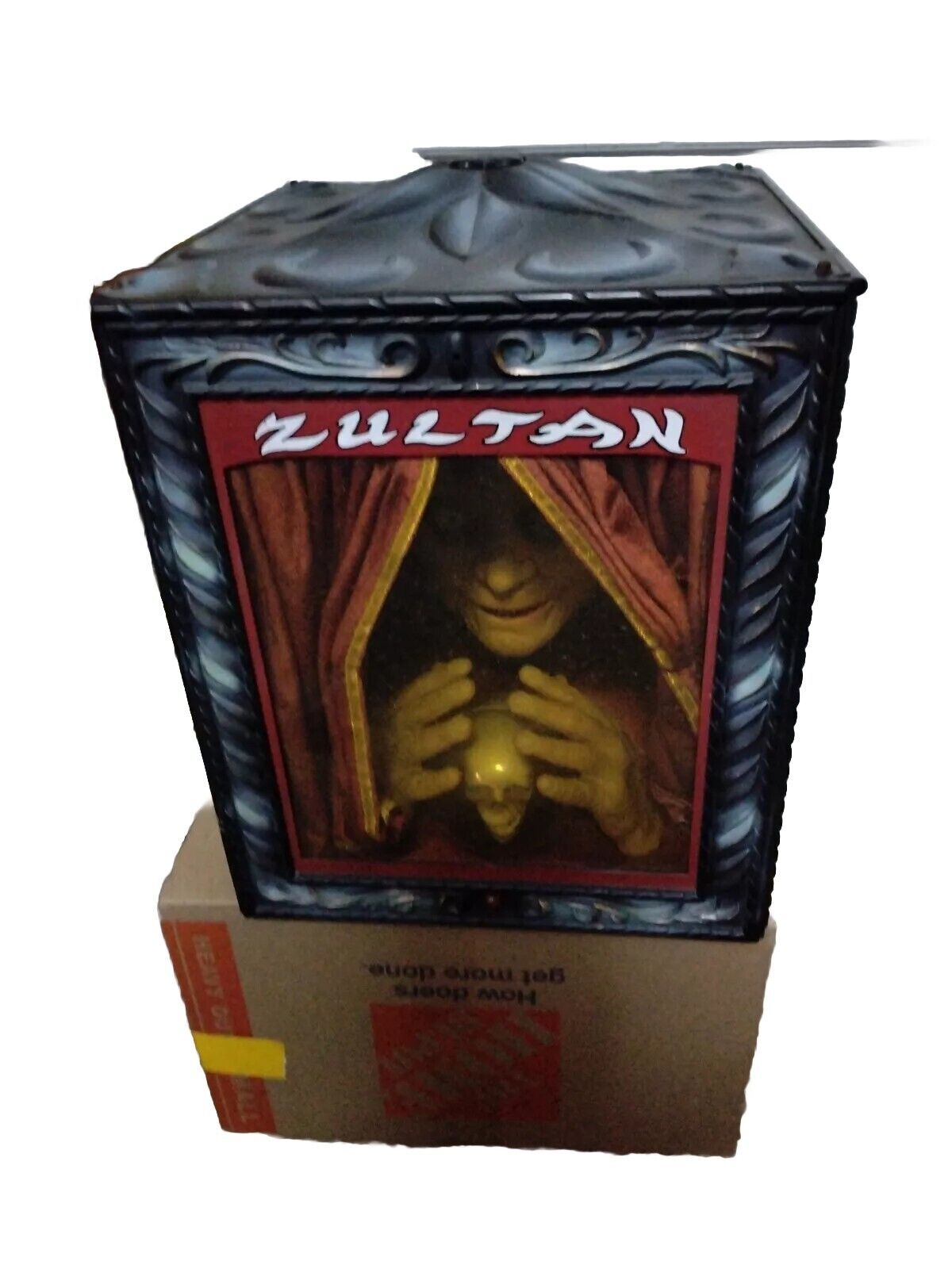 Gemmy Zultran Animated Life Size Talking Fortune Teller With Box Halloween Prop