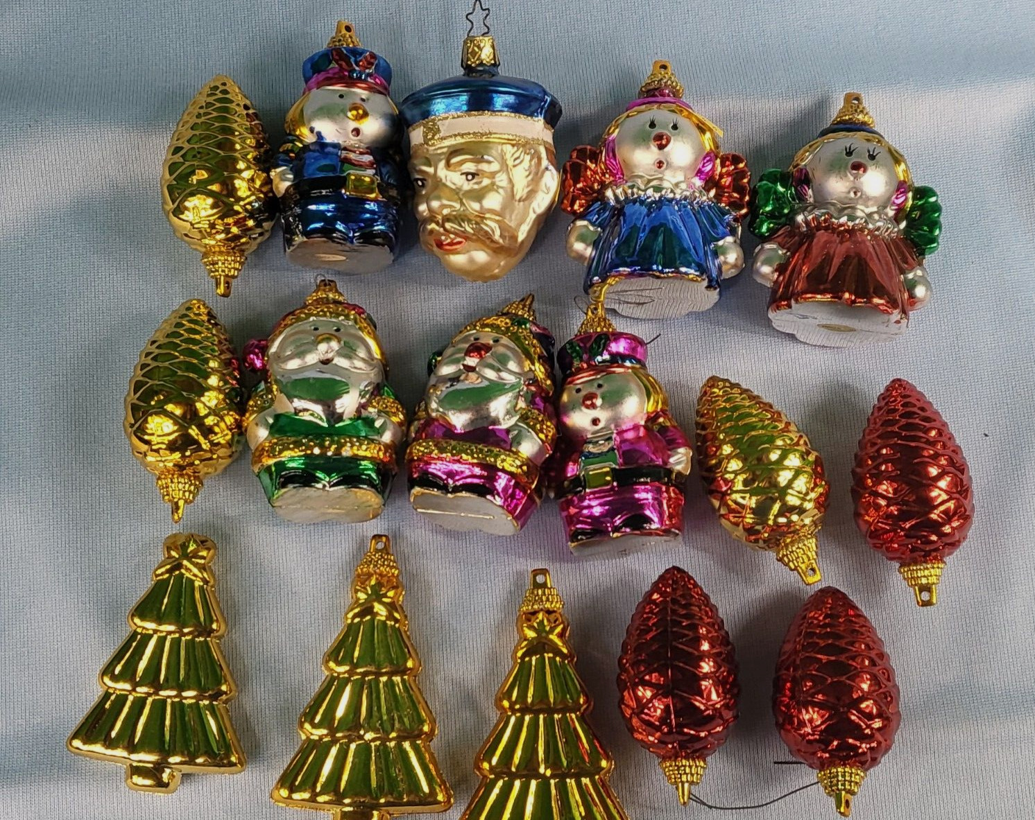 Lot of 26 Christmas Tree Ornaments  10 R Ceramic