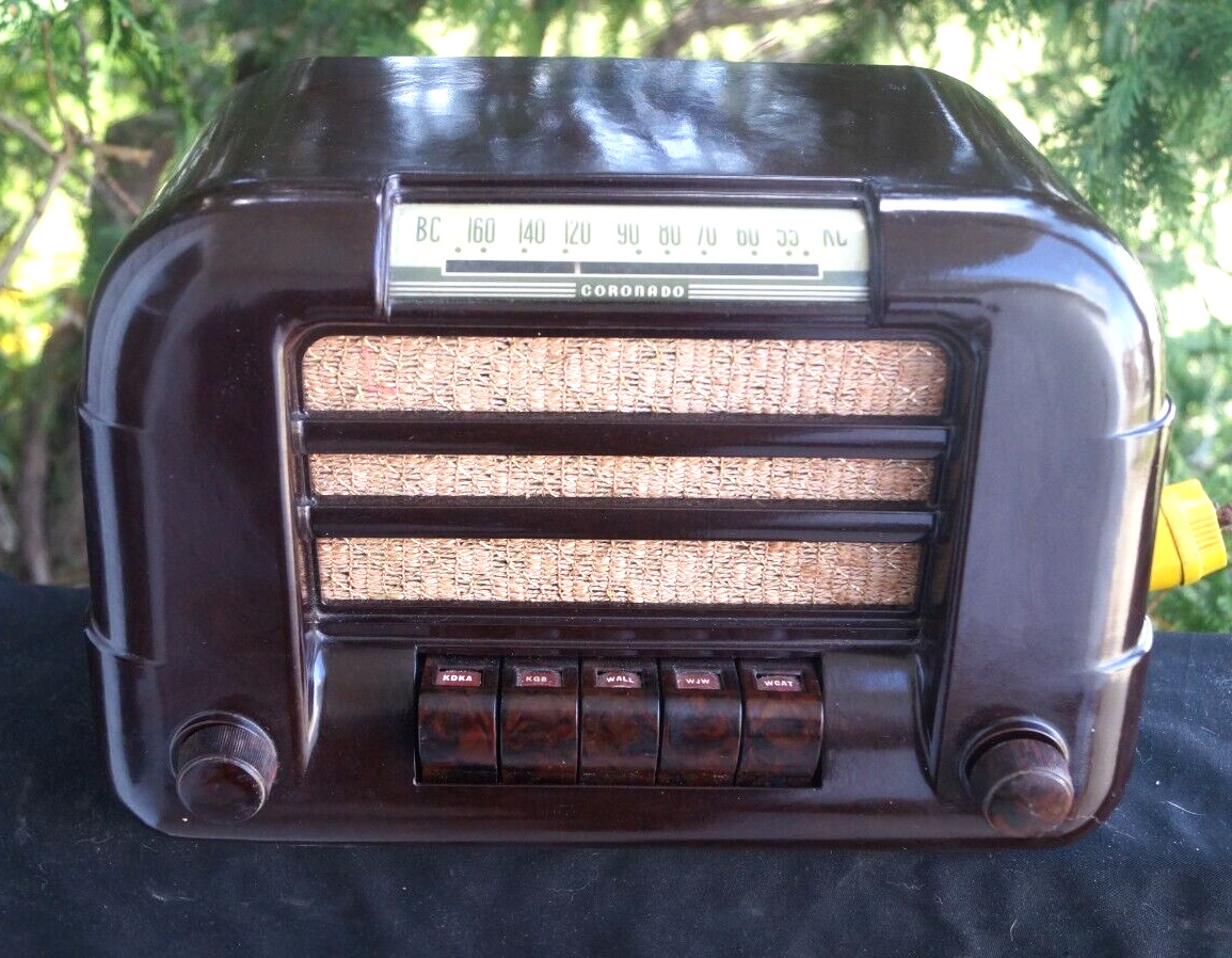Vintage 1930s Coronado Bakelite Tube Radio - Restored 2012 - Crosley - Zenith