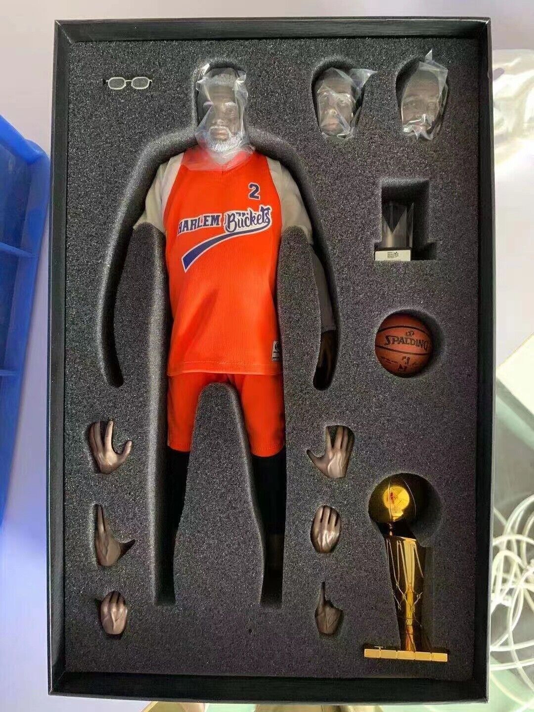 Enterbay custome youngrich toys kyrie 1/6