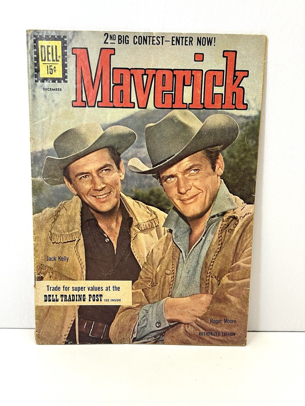 Maverick Comic Book 1961 Number 17 Dell TV Western, Roger Moore, Jack Kelly READ