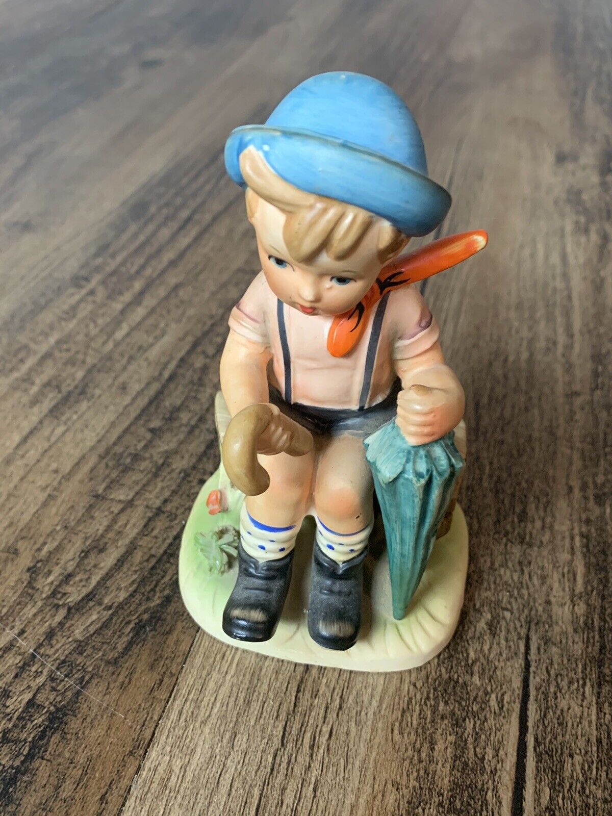 Beautiful Erich Stauffer Figurine - Boy With Umbrella - 5\