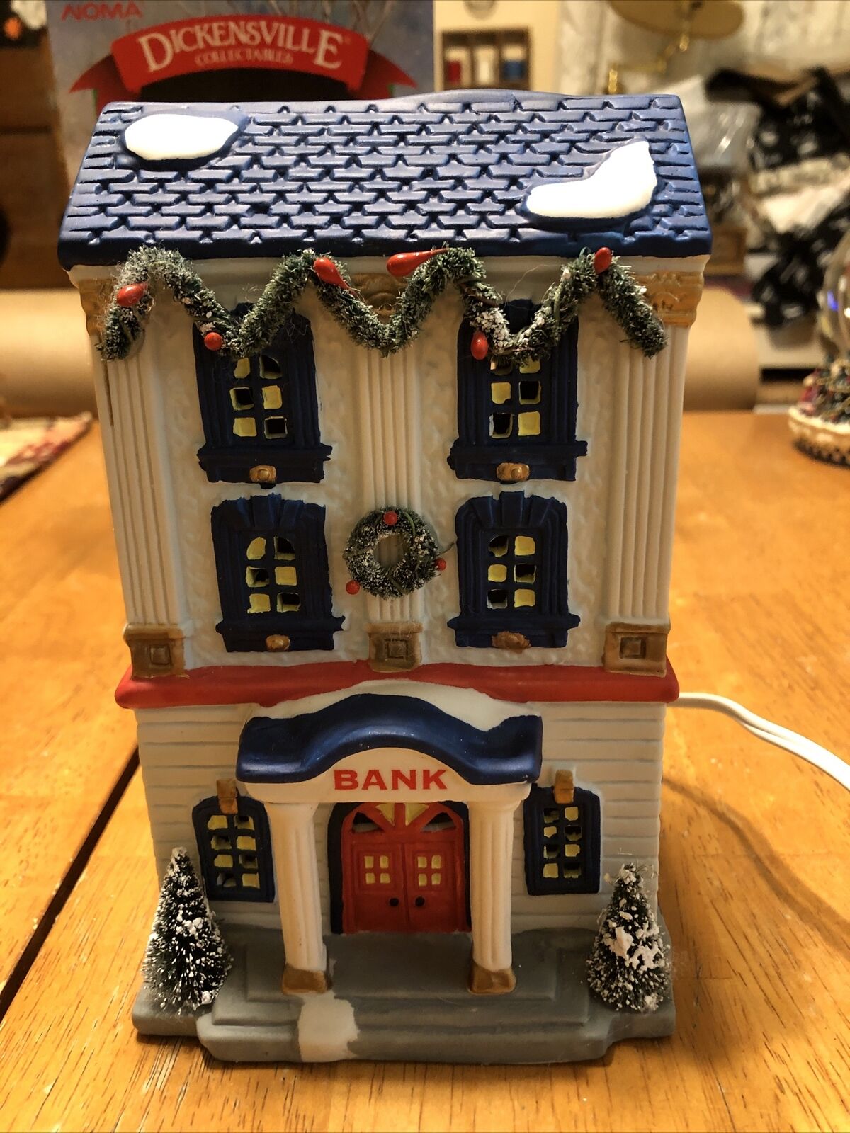 Vintage NOMA Dickensville Lighted Porcelain Christmas Village Bank With Box