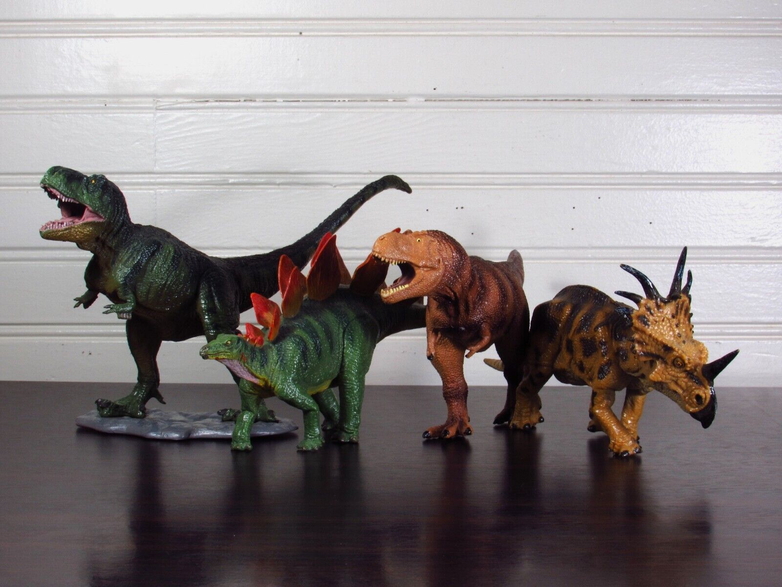 Favorite Co. Ltd. Tyrannosaurus, Stegosaurus, Styracosaurus (LOT OF 4)