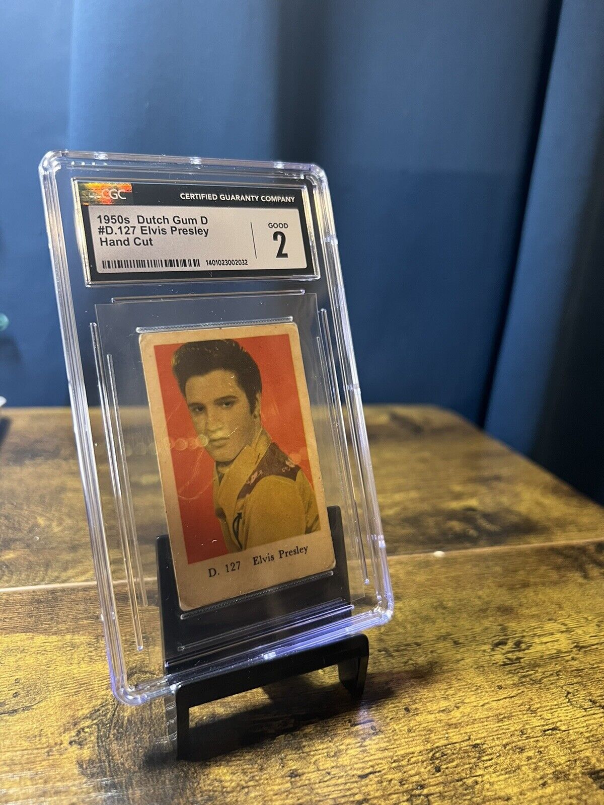 Elvis Presley 1950s Dutch Gum D #D . 127 Elvis Presley Hand Cut Card