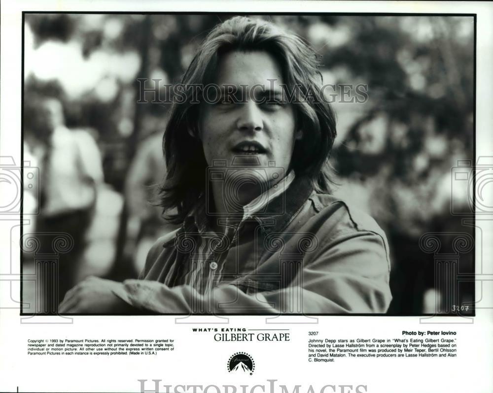1994 Press Photo Johnny Depp stars in title role of What\'s Eating Gilbert Grape