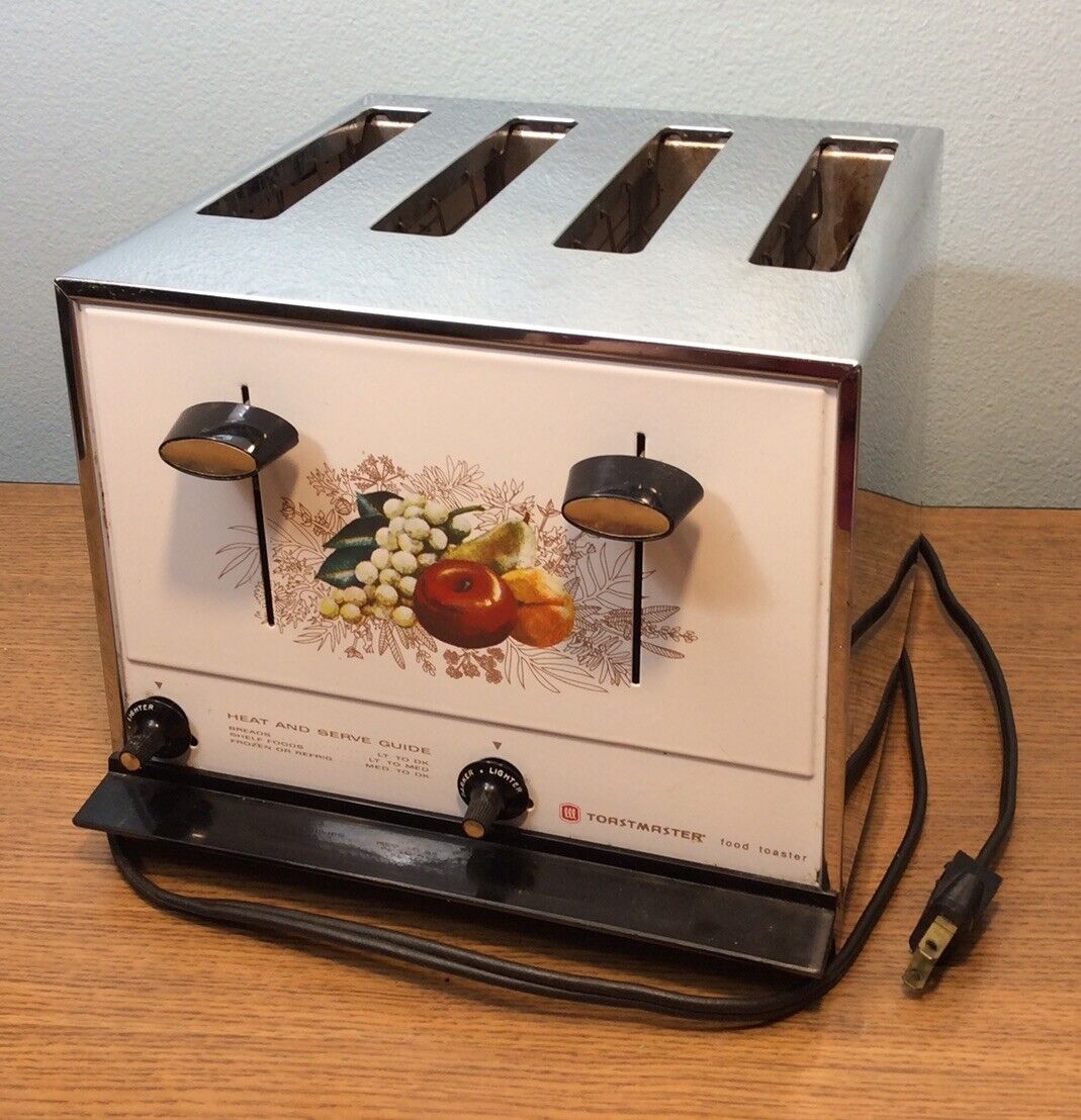 Vintage TOASTMASTER 4-Slice Toaster - Model D154WH - White, Chrome, FRUIT Design