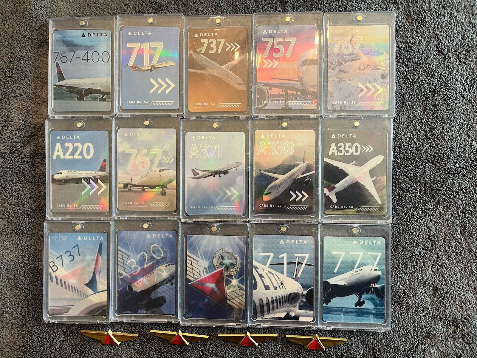 15 Delta Airlines Collectible  Pilot Trading Cards.  Plus 4 Pairs Of Wings
