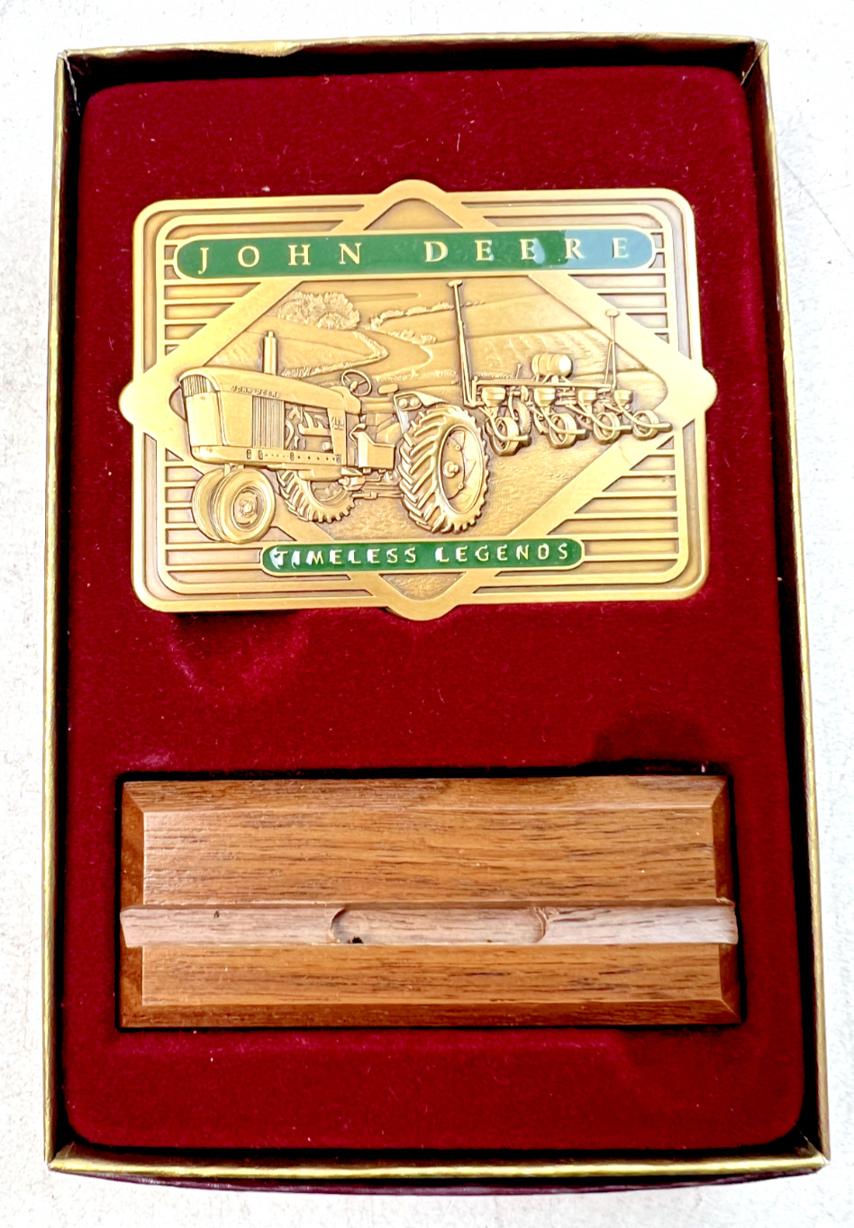 2001 Limited Edition John Deere Calendar Medallion - 2.5\