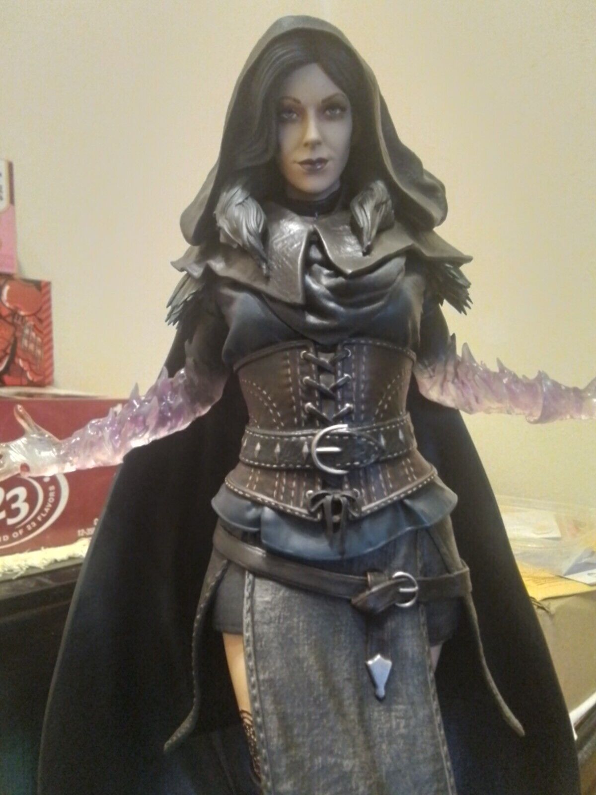 Sideshow Collectibles The Witcher Wildhunt Yennefer 1/4 scale statue. 