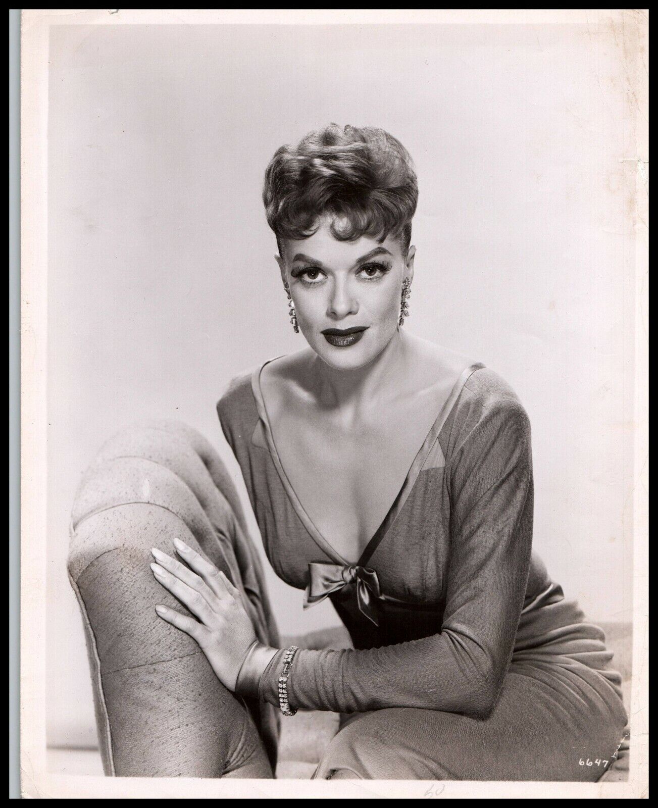 Hollywood Beauty JANIS PAIGE ALLURING POSE Silk Stockings 1957 ORIG Photo 372
