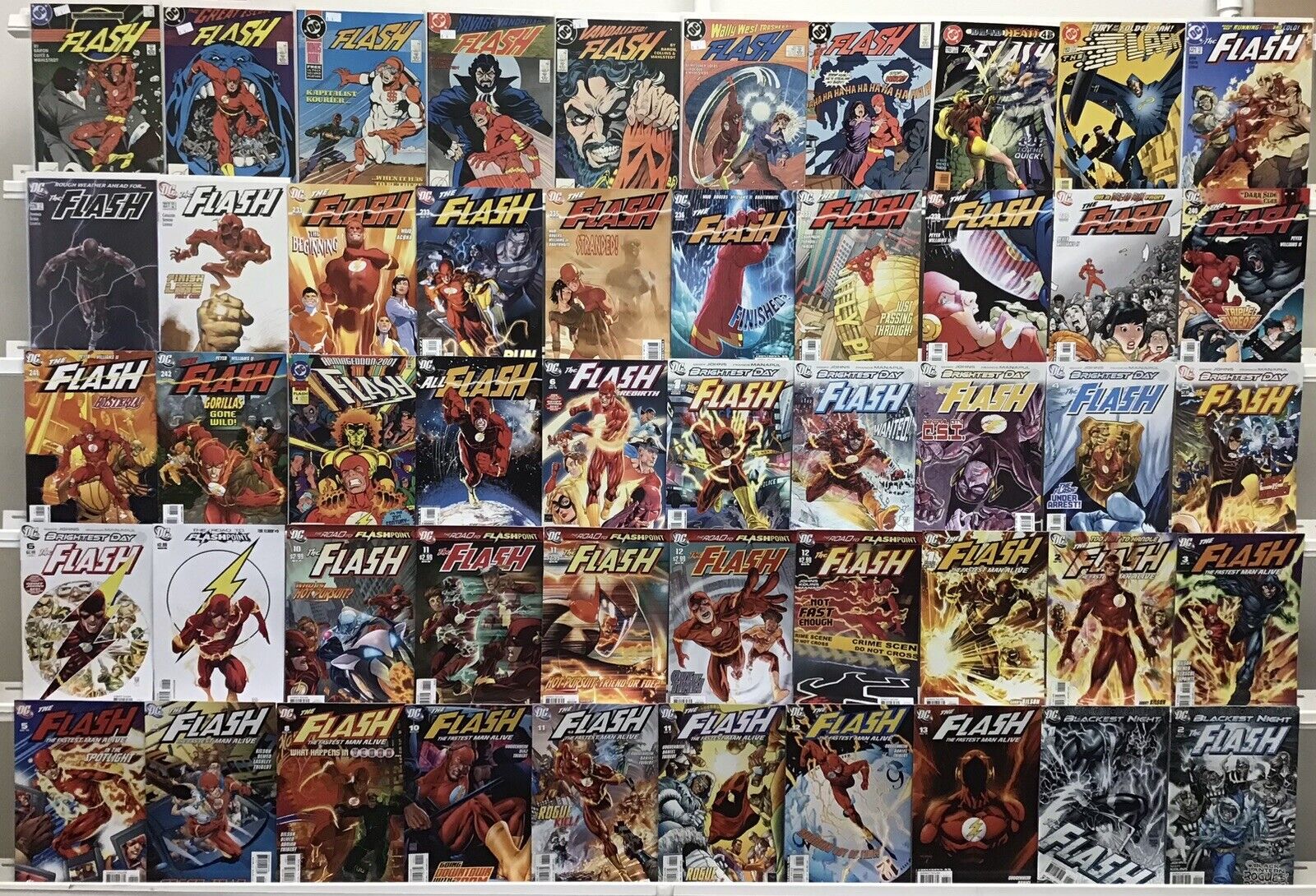 DC Comics - Flash - Rebirth, The Great escape -Comic Book Lot Of 50