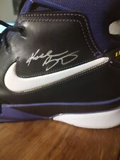 Kobe Bryant autographed Nike Air Zoom Up Tempo size 13 Shoe. Game worn.    picture
