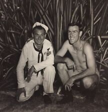 ORIGINAL 1944 PHOTO Picture USN U.S. NAVY SAILOR MAN MEN JUNGLE WW2 Picture 5x4 picture