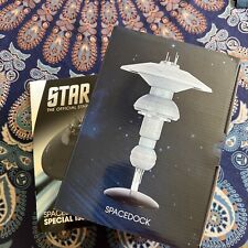 Eaglemoss Star Trek Spacedock, special edition, with magazine picture