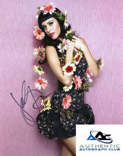 KATY PERRY AUTOGRAPH SIGNED 8X10 PHOTO COA picture