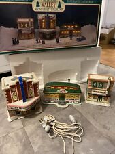 Christmas Valley Mainstreet Collection “Corner Food Dinner Lighted Vintage 1992 picture