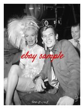 MARILYN MONROE JOHNNIE RAY PHOTO -OnTheSet of THERE'S NO BUSINESS LIKE SHOW picture