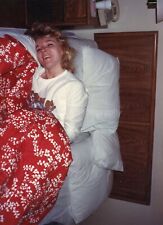 1980's GIRL Original FOUND PHOTO Color PRETTY YOUNG BLONDE WOMAN 311 LA 89 T picture