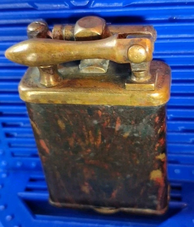 rare vintage Art Deco Fay lift arm red mottled Bakelite brass lighter 1920-1930 rare vintage Art Deco Fay lift arm red mottled Bakelite brass lighter 1920-1930