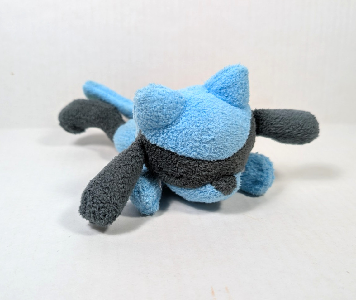 Pokemon Center Sleeping Riolu Plush 2022 Nintendo 7" Pokemon Center Sleeping Riolu Plush 2022 Nintendo 7"