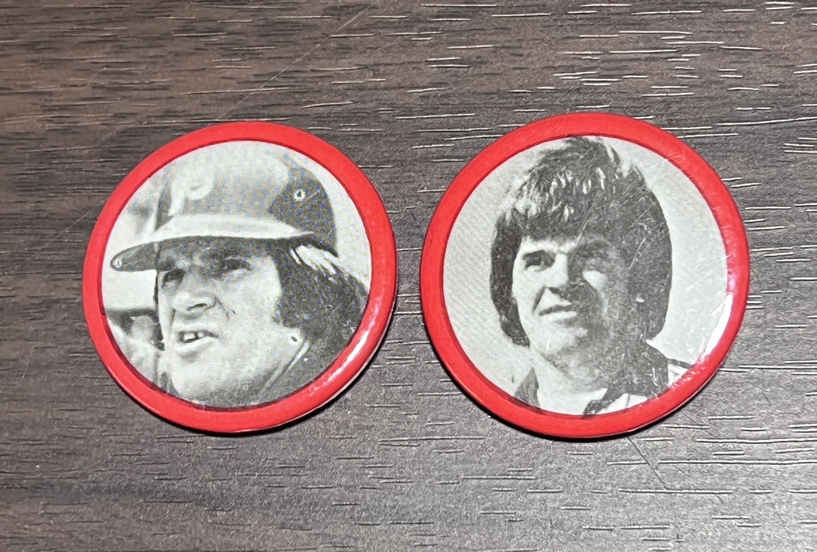 2 Pete Rose Philadelphia Phillies Pin Badges 2 Pete Rose Philadelphia Phillies Pin Badges
