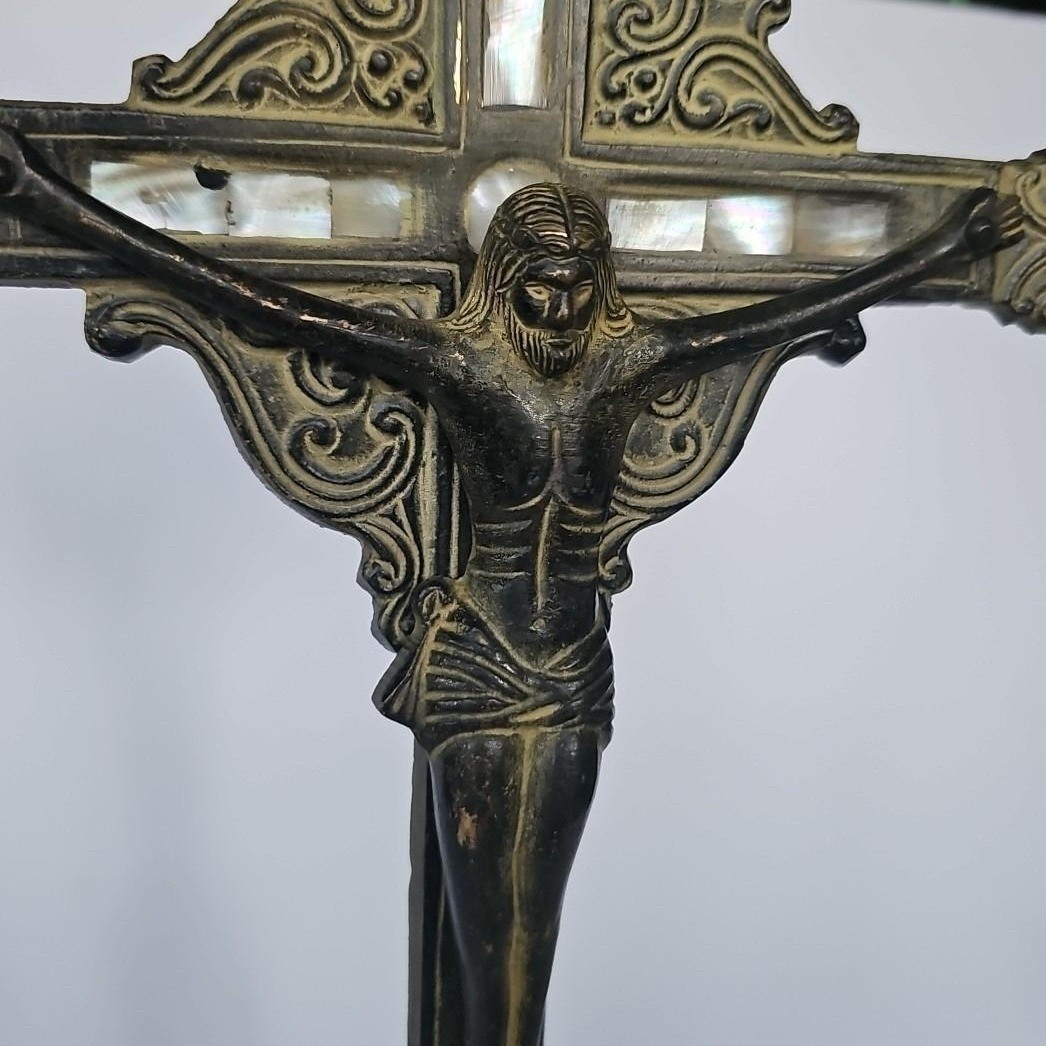 Antique Standing Crucifix Mother of Pearl Inlay Religious Altar Cross Catholic Antique Standing Crucifix Mother of Pearl Inlay Religious Altar Cross Catholic