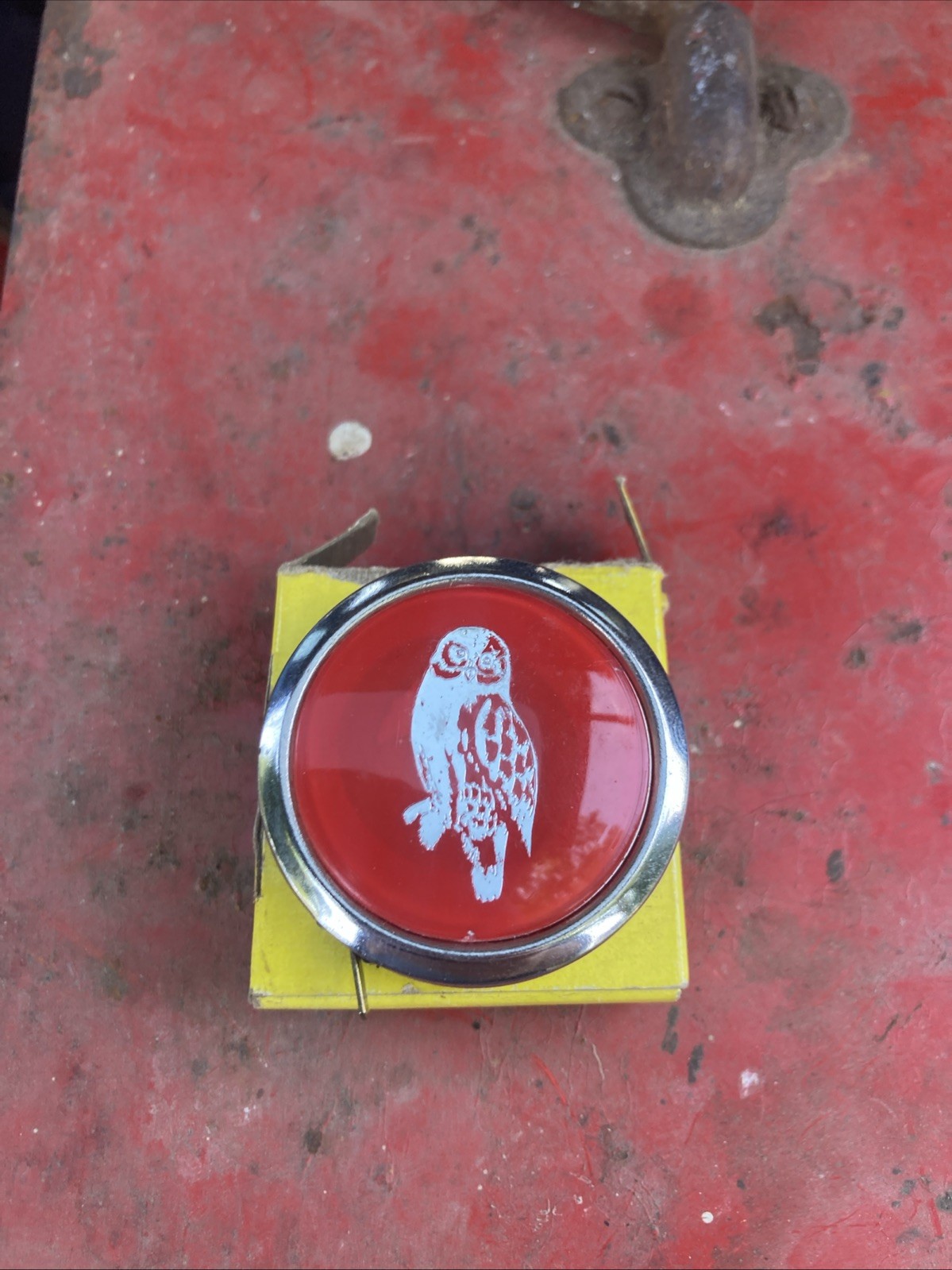 Rare Vintage “HIT” Owl Design 6 Foot Tape Measure. -TD Rare Vintage “HIT” Owl Design 6 Foot Tape Measure. -TD