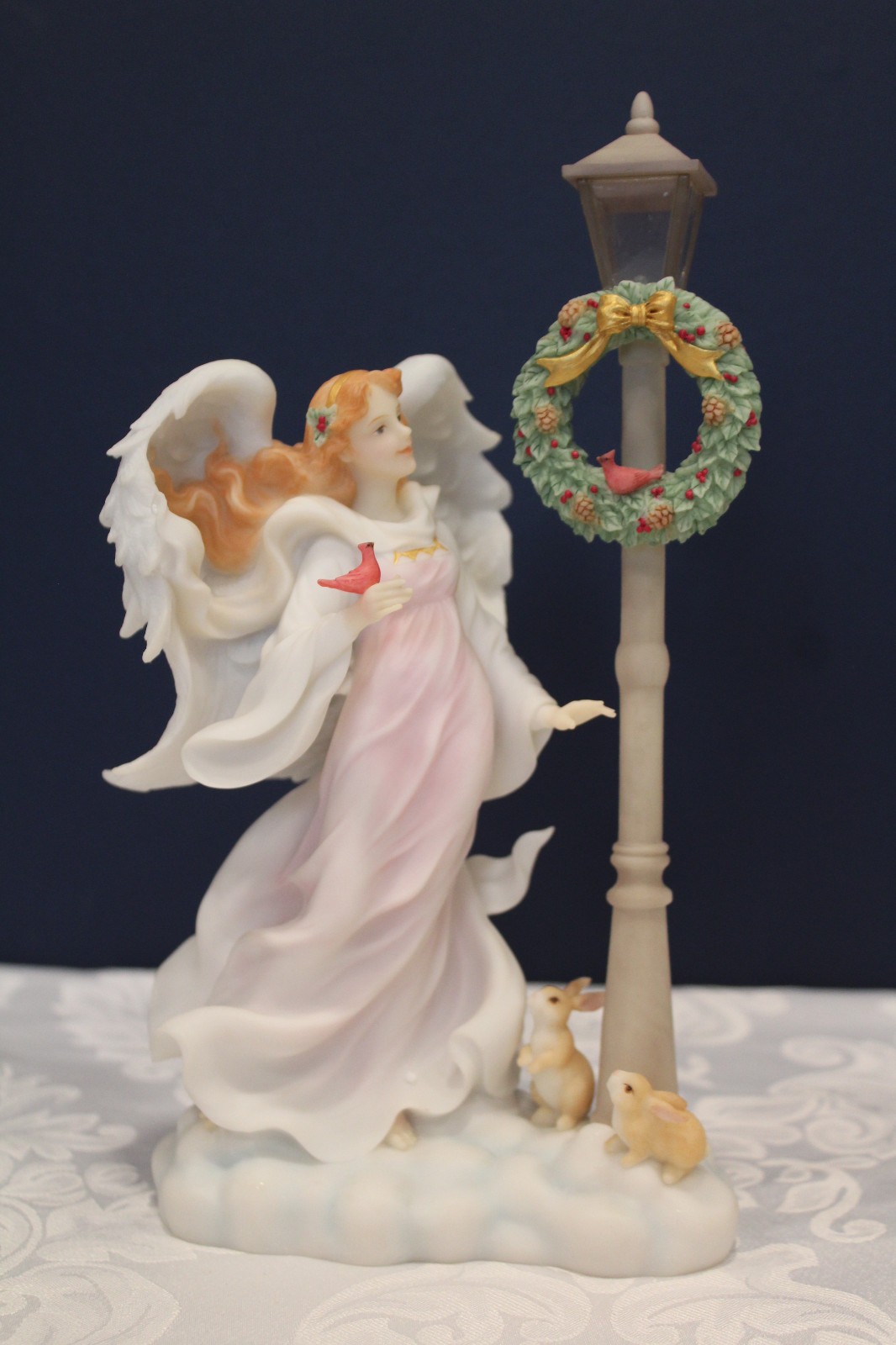 Seraphim Classic Angel "Meri Happy Christmas", musical figurine w/box Seraphim Classic Angel "Meri Happy Christmas", musical figurine w/box