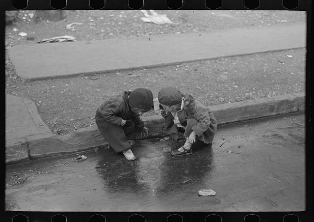 Photo:Bronx New York 1936 Children Playing in Street Gutter on 139th St Photo:Bronx New York 1936 Children Playing in Street Gutter on 139th St