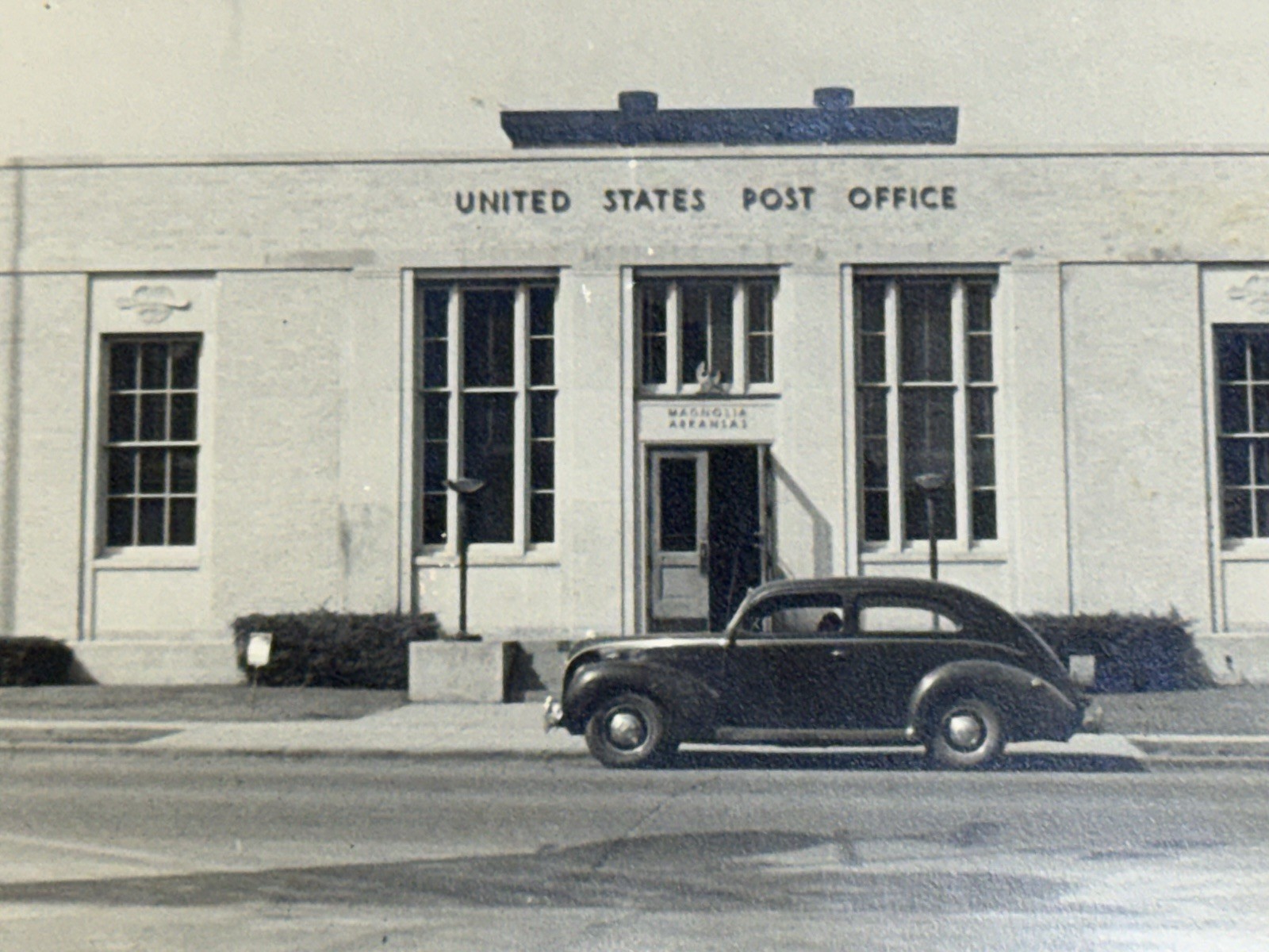 1940s Magnolia Arkansas Post Office Original Photo Vintage Automobile 8x4.75 1940s Magnolia Arkansas Post Office Original Photo Vintage Automobile 8x4.75