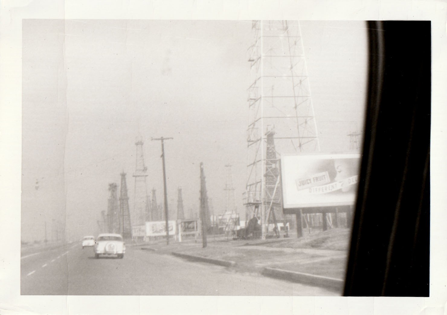 Vintage Photo 1950s Oil Well Derricks Juicy Fruit Gum Billboard Classic Cars USA Vintage Photo 1950s Oil Well Derricks Juicy Fruit Gum Billboard Classic Cars USA