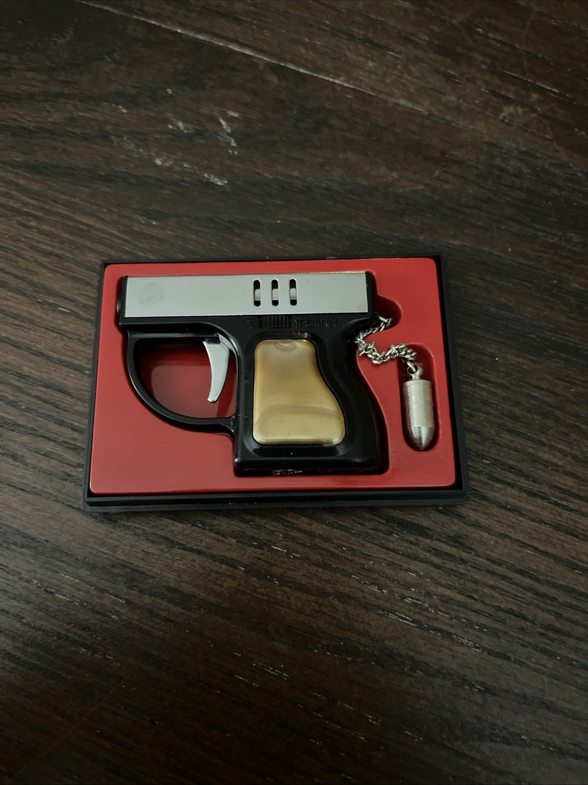 Vintage Laurel Gun-Shaped Lighter Made in Japan with Box Vintage Laurel Gun-Shaped Lighter Made in Japan with Box