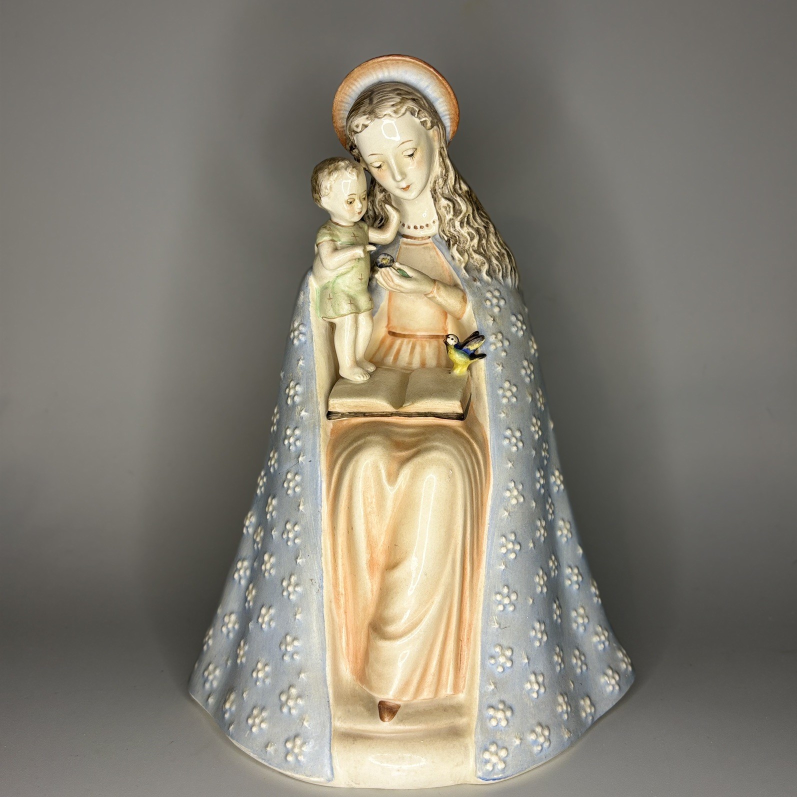 Goebel Hummel Flower Madonna Figurine Vintage Germany #10/1 TMK-2 Full Bee Stamp