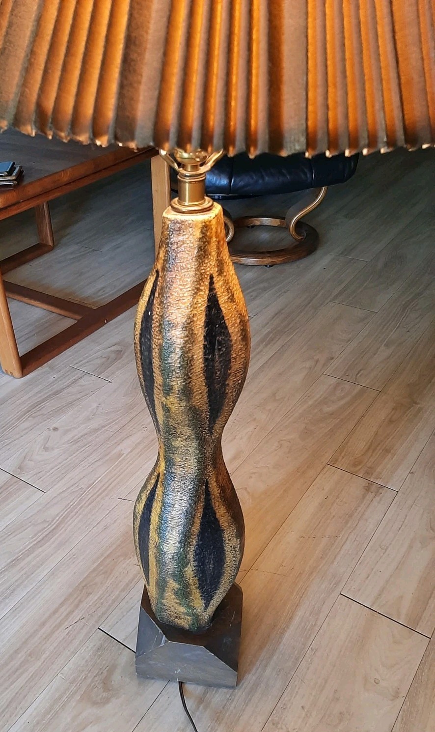 MCM Design Ceramic Table Lamp Hourglass sculpture Vtg (Laurel, Regency Era) MCM Design Ceramic Table Lamp Hourglass sculpture Vtg (Laurel, Regency Era)