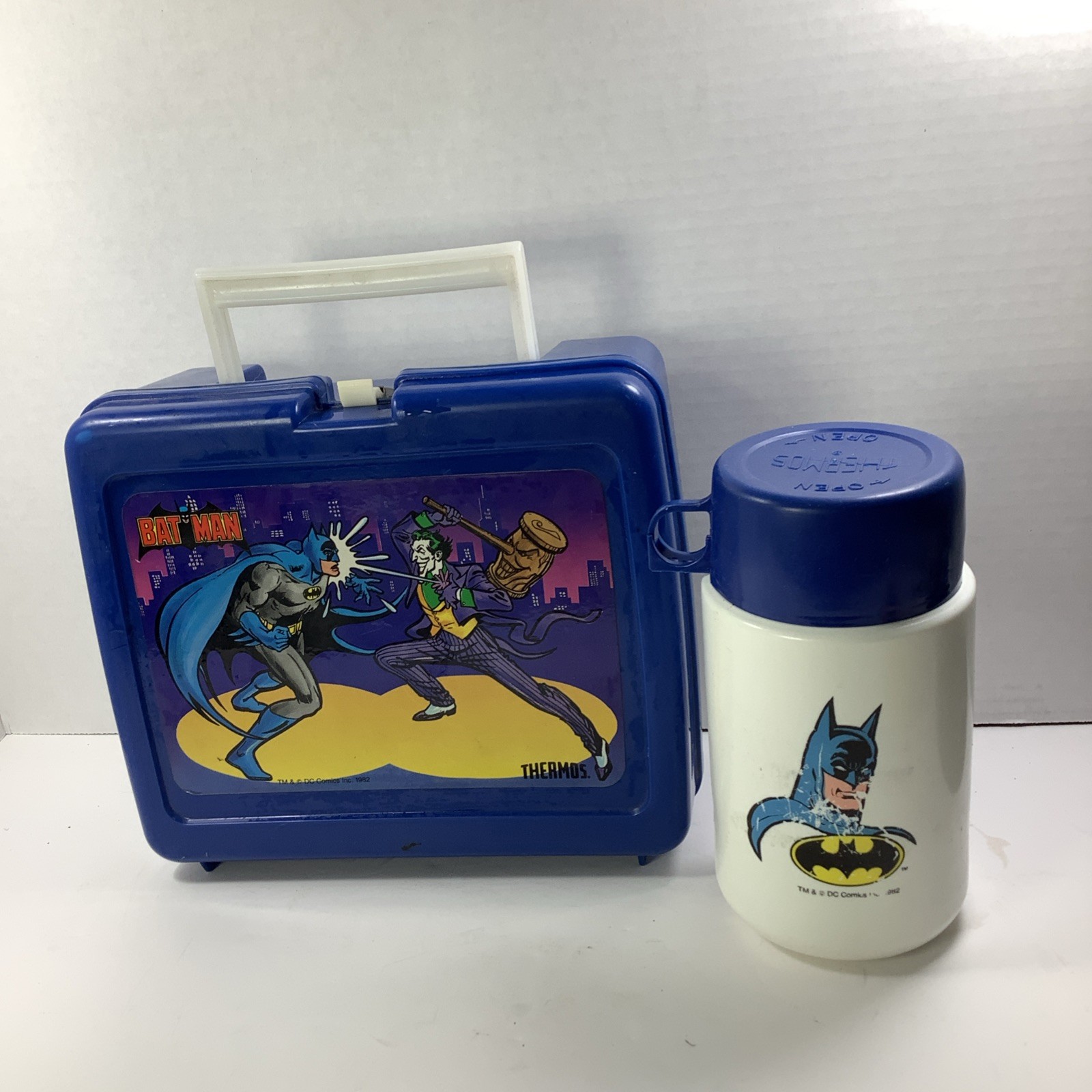 Vintage 1982 Batman Joker Plastic Lunch Box With Thermos DC Comics USA Vintage 1982 Batman Joker Plastic Lunch Box With Thermos DC Comics USA