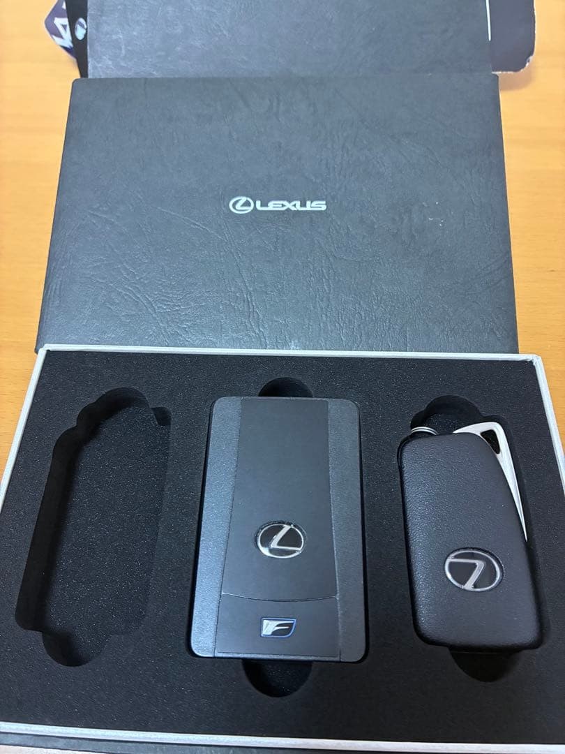 Lexus RCF Genuine Smart Card Key Spare Key Near Mint OEM Premium Enamel Badge Lexus RCF Genuine Smart Card Key Spare Key Near Mint OEM Premium Enamel Badge